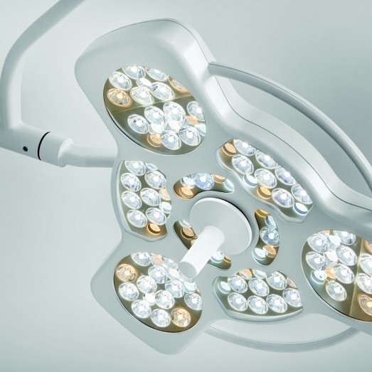 Master Series Surgical Lights