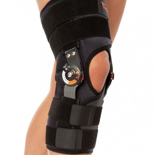 REF 898 Hinged Stabilizing Knee Brace