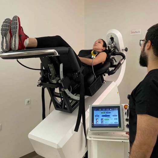Robotic Spinal Decompression -  Spinatrak